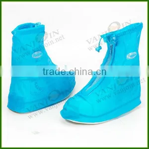 Transparent Boot Covers for Snow in Flat Heel thumbnail-1