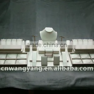 Set of Jewelry Holder thumbnail-1