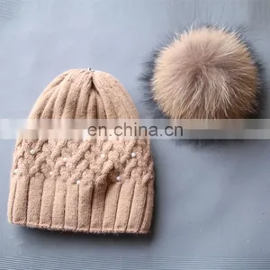 Super Natural Color Raccoon Fur Pom Pom Hats With Pearls for Ladies thumbnail-6