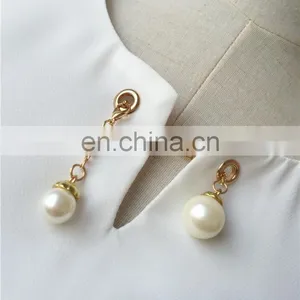 Fashion Metal Garment Accesories Pearl on Collar Horseshoe Pearl on Clothing thumbnail-4