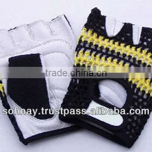 Knitted Crochet Cycle Bicycle Gloves thumbnail-1