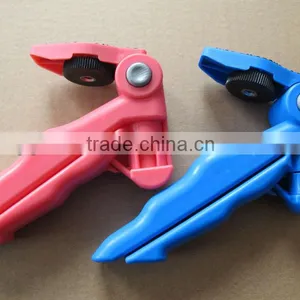 TR-116 Red Table Tripod thumbnail-1