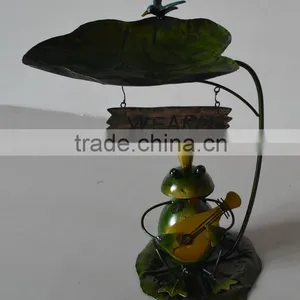 Frog Bird Bath thumbnail-1