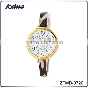2016 Fashion Big Dial Quartz Printing Leather Watches thumbnail-1