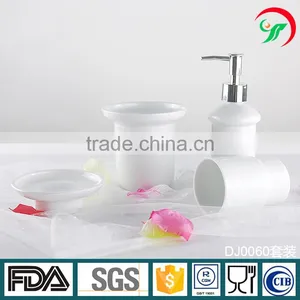 China Factory Wholesale Custom Ceramic Porcelain White Bathroom Accessory Set for Shower Use thumbnail-1
