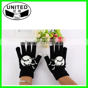 Unisex Magic Glow in the Dark Gloves thumbnail-2