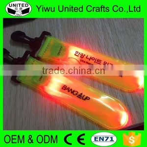 2016 Promotional Gift Plastic Custom Printing Clip on Safety Light thumbnail-1
