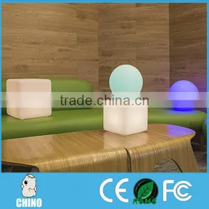 Large Solar-Powered Waterproof Color Changing Globe Led thumbnail-4