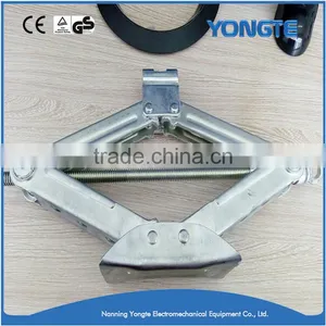 Heavy Duty 1.5T Manual Scissors Jack thumbnail-1