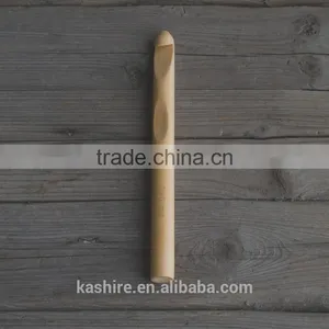 Scarf Weaving 16MM Wooden Crochet Hook thumbnail-1