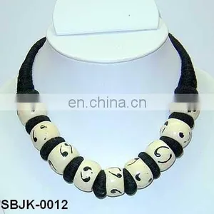 Pearl Necklace thumbnail-4