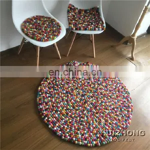 Nonwoven Polyester Needle FeltBallsRug AndCarpet With Different Color thumbnail-1