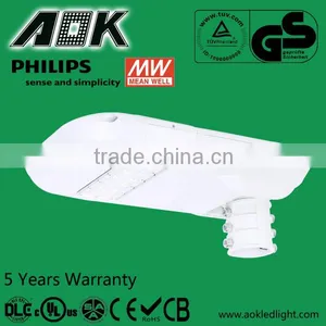 5years Warranty MW Driver IP65 40W Solar Power LED Street Light thumbnail-4
