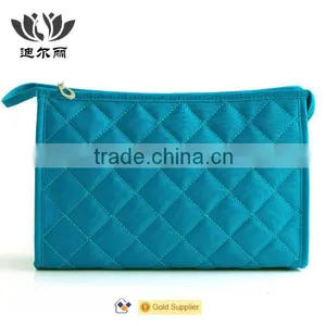 Canvas Toiletry Bag thumbnail-2