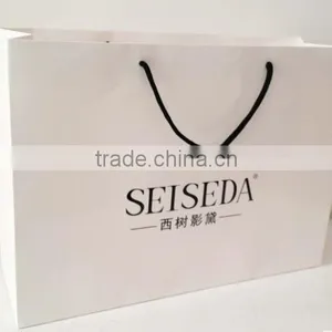 Paper Shopping Bag thumbnail-1