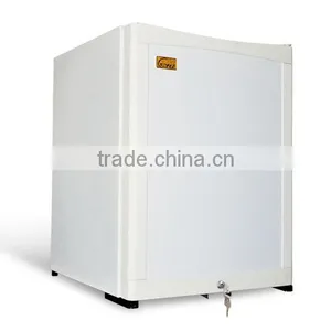 GRT - XC32 32L Hotel and Home Use Minibar Refrigerator With Solid Door thumbnail-4