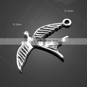 Wholesale Animal Bird Peacock Shape Pendant Alloy Pendant Jewelry Accessories thumbnail-6