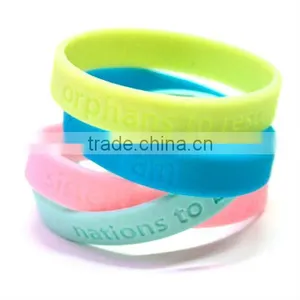 Charming Fashion Custom Silicon Bracelet thumbnail-1