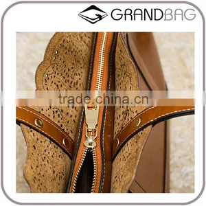 2016 Fashion Hollow Out Carve Pattern Genuine Leather Handbag Classic Shoulder Bag for Women thumbnail-6