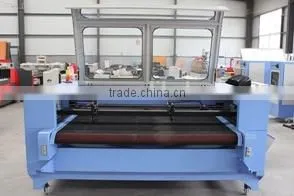 80W /100w/ 150 W Large Area Clothing/Apparel/Garment Professional Automatic Feeding Laser Cut Fabric thumbnail-1