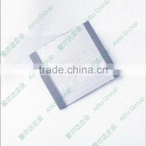 Factory Price Custom Printed Clothing Labels Woven Clothing Labels thumbnail-3