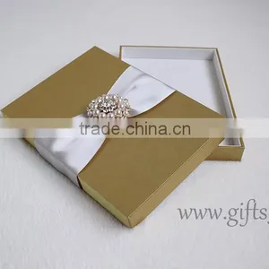 Handmade Luxury Wedding Invitation Boxes Wholesale thumbnail-4