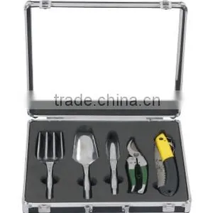 Garden Tool Set thumbnail-1