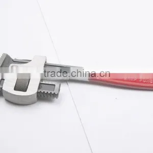Pipe Wrench thumbnail-1