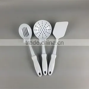 European Standard Small Kitchen Designs thumbnail-1