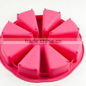 11199 Food Grade Triangle Shaped Silicone Sandwich Mould / Silicone Cake Molds thumbnail-3