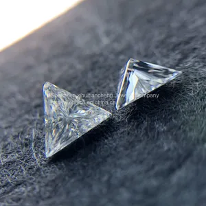GemsIndustry 0.97Cts Moissanite GH Colorless Loose Stone, Triangle Brilliant Cut VVS Clarity 07 X 07MM thumbnail-1