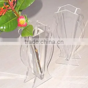 Modern Design Lovely Shape Home Decoration Clear Acrylic Flower Vase thumbnail-4