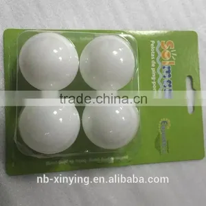 4 Plastic Pingpang Balls thumbnail-1