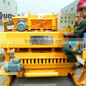 Dongyue Egg Laying Block Making Machine QT6-25 thumbnail-2