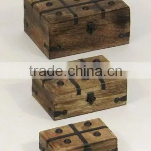 Best Quality of Antique Wooden Treasure Chest Gifts Boxes thumbnail-1