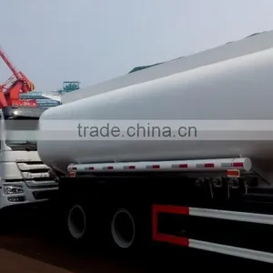 NEW HOWO Chinese High-quality 10 Wheels Oil Tank Truck 20L Sinotruk thumbnail-2