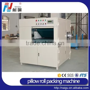 China NaiGu Factory Manufacturing Pillow Roll Packing Machine 07R thumbnail-3