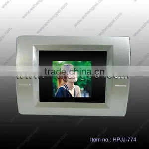 New Mini 1.5" LCD Digital Photo Picture Frame thumbnail-1