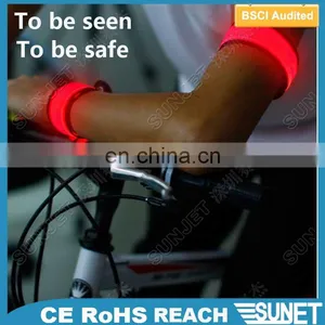 2017 Best Selling Christmas Cheap Wholesale Running Light Flashing Led Band thumbnail-6