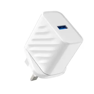 2022 UK Quick Charge 3.0 Universal Wall Mobile Phone Chargers for Iphone 11 12 13 for Huawei for Samsung thumbnail-1