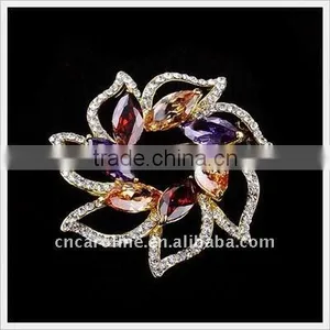 2012 New Design Vintage Crystal Brooch thumbnail-1