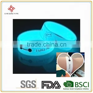 Save 10% Filled Color Fashion Virat Kohli Silicone Bracelet for Promotional Gifts thumbnail-4