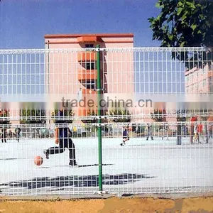 White Pvc Coated Welded Wire Mesh Fence thumbnail-1