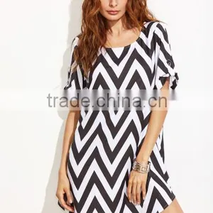 Black And White Chevron Print Shift Dress With High Quality thumbnail-2