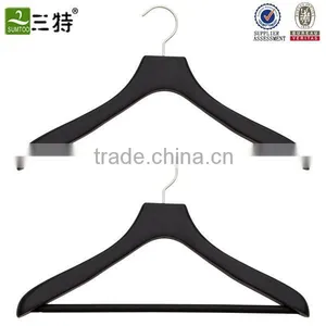 Wood Hanger With Rubber thumbnail-1