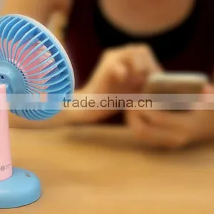 Pocket LED Light Fan Personal Table Light Fan With Built-in Battery thumbnail-6