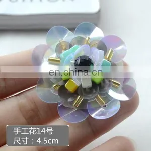 New Handmade Flower Sequins Sew On Patches Pearl Beaded Embroidered Applique Badge Fabric Apparel Bag Shoes thumbnail-2