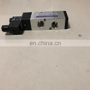 SHAKO Pneumatic Solenoid Valve PU520-04-S Mini Type Two Position Five Way thumbnail-3