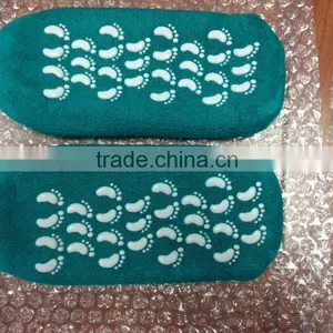 Footcare Moisturizing Spa Gel Socks for Women thumbnail-3