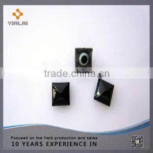 Factory Best Quality Fashion Pyramid Rivets Pyramid Studs thumbnail-5